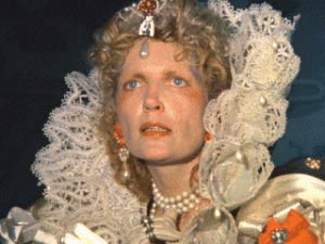 Jenny Runacre as Queen Elizabeth 1st in Jubilee
